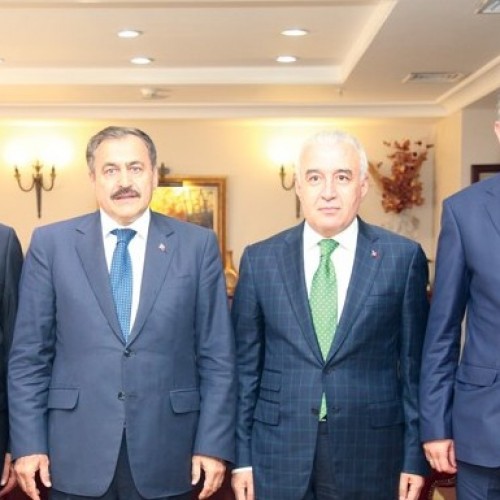 TOSYÖV Başkanı Yalçın Sönmez’den Bakan Veysel Eroğlu’na ziyaret TOSYÖV ve Bakanlık işbirliği