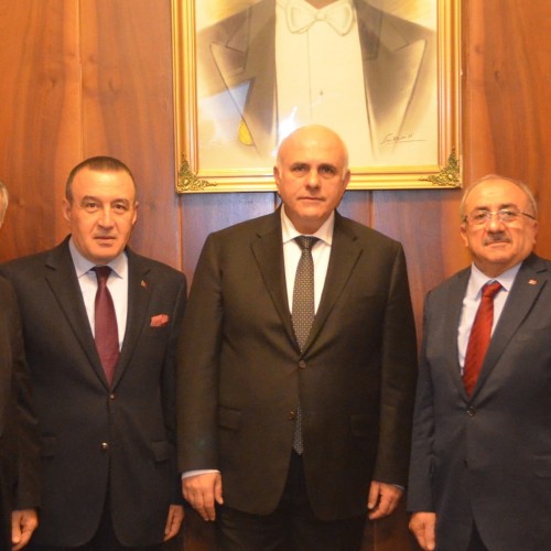 TBMM Plan ve Bütçe Komisyonu Başkanı Süreyya Sadi Bilgiç’i Yönetim Kurulumuz makamında ziyaret etti.
