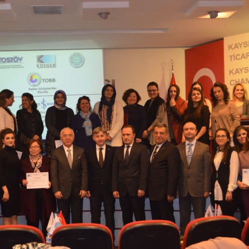 Bursa, Kayseri ve Samsun illerinde KOSGEB Uygulamalı Girişimcilik Eğitimine katılan kadın girişimci adaylarına sertifikaları törenle verildi.